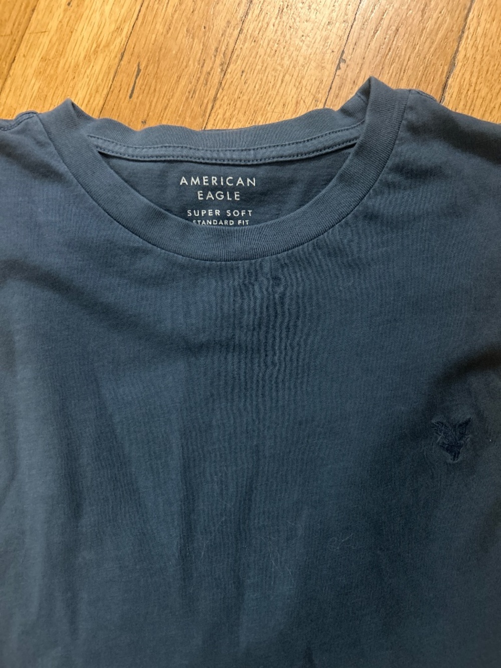 NWOT American Eagle Super Soft Mens Tshirt